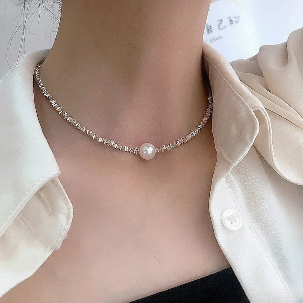 Victoria Stylish Pearl Necklace |