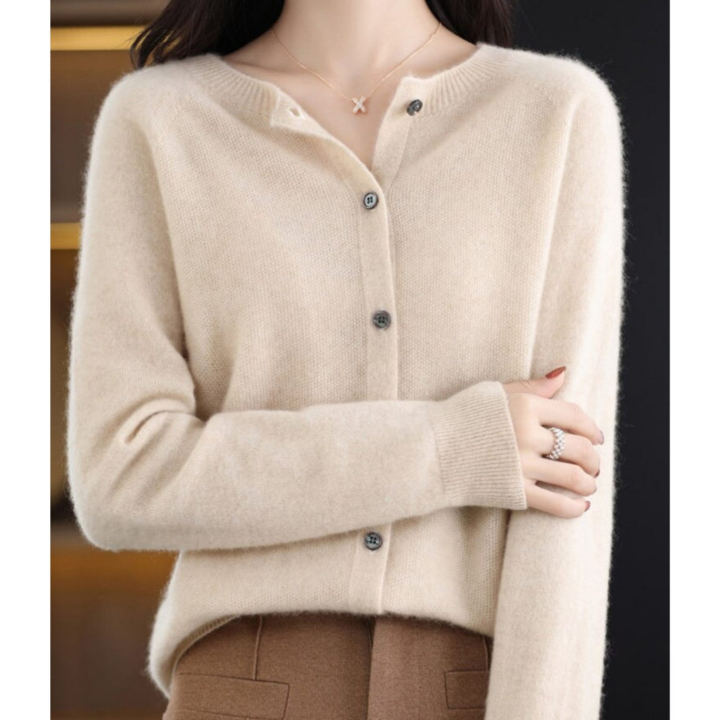 Victoria | Pure Merino Wool Women’s Crew-Neck Knitted Jumper