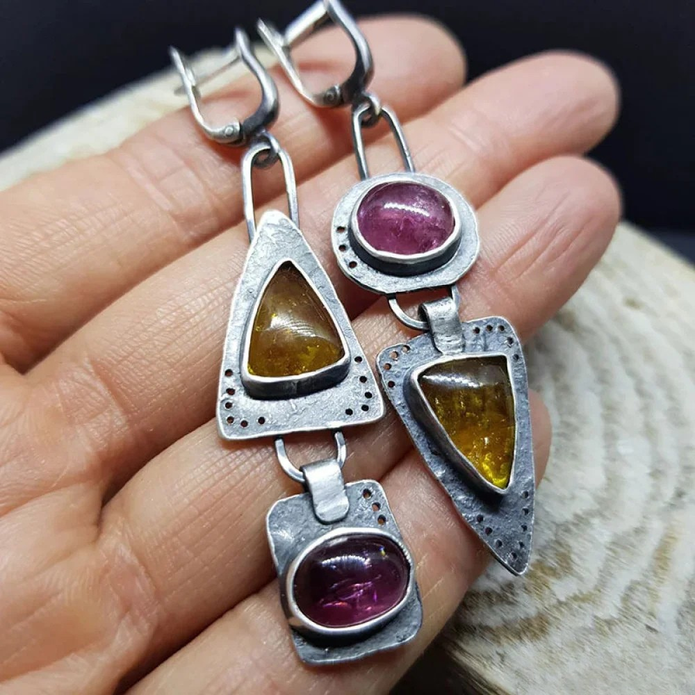Victoria | Retro Triangular Geometric Earrings