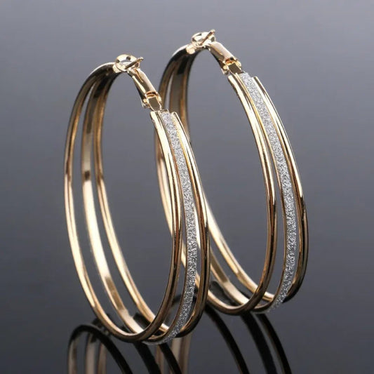 Victoria | Vintage Golden Bright Ear Studs