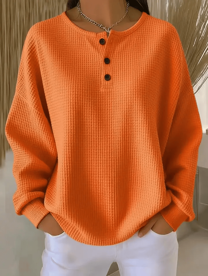 Victoria – Soft and Relaxed Sweater with Buttons