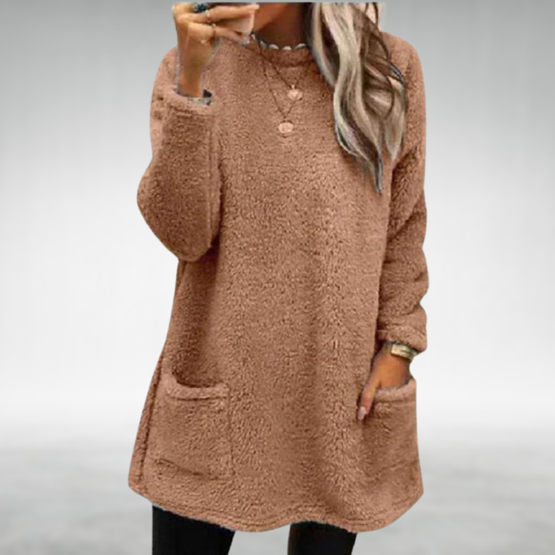 Victoria |  Everyday Pullover