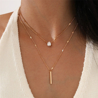 Victoria | Vintage Necklace Set with Gold Pendant