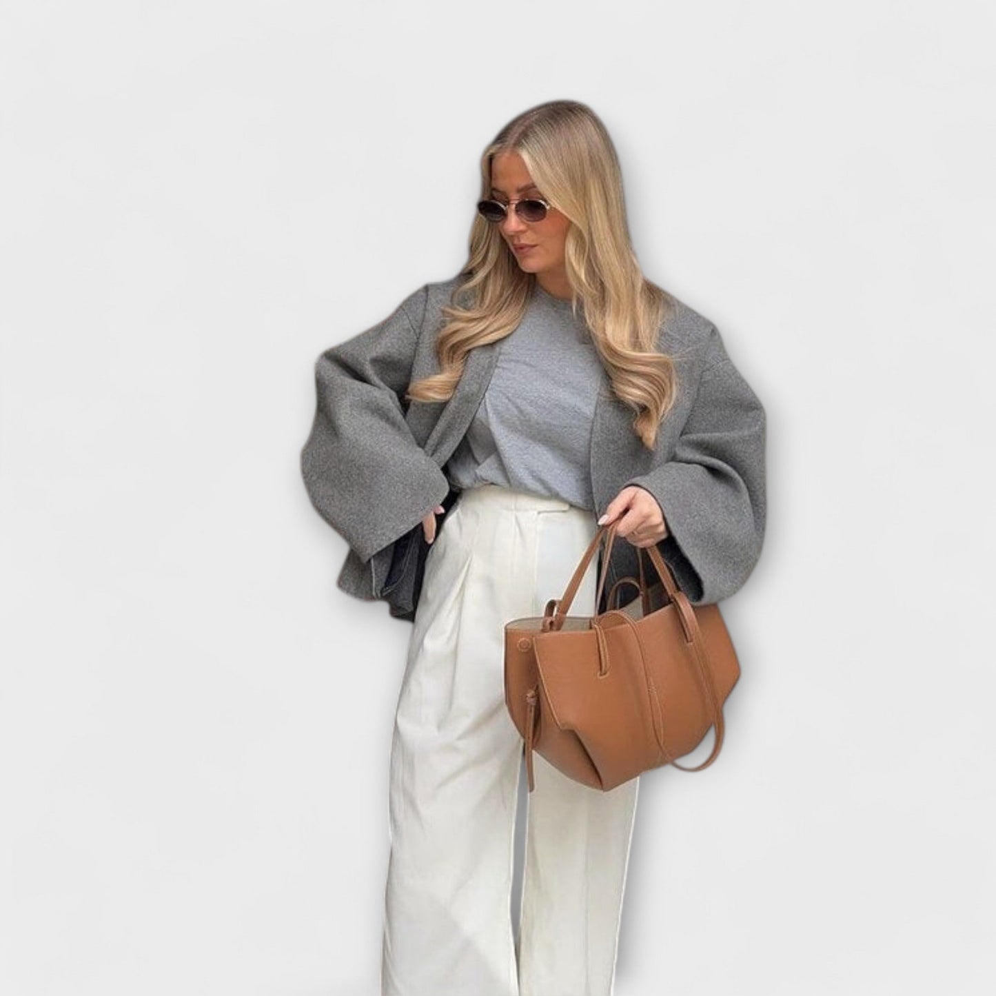 Victoria | Vintage Tote Bag