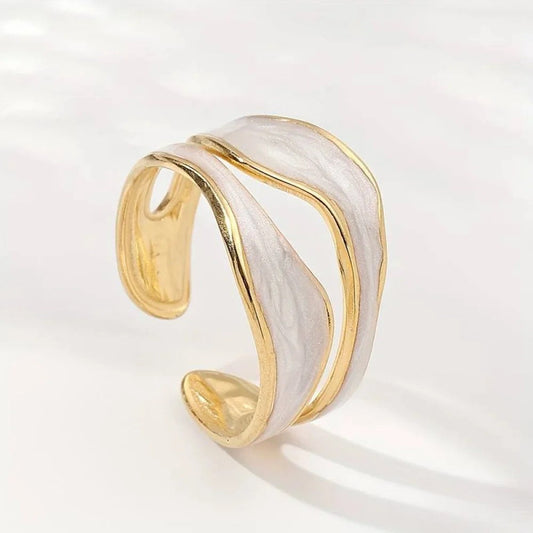 Victoria | Antique White Gold Ring