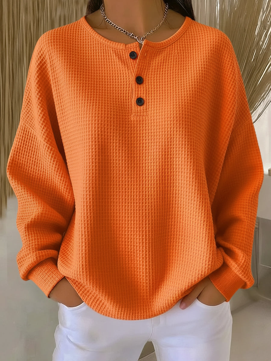 Victoria – Soft and Relaxed Sweater with Buttons