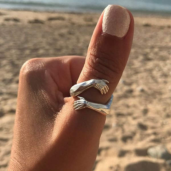 Victoria Silver Embrace Ring |
