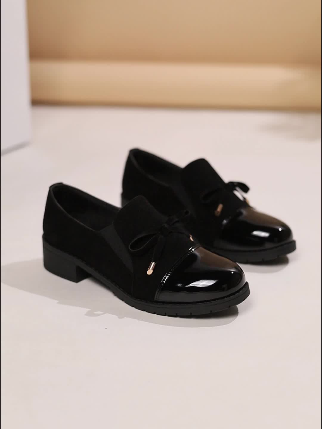 ✨ Victoria™ – Elegant moccasins designed for gentle, all-day support