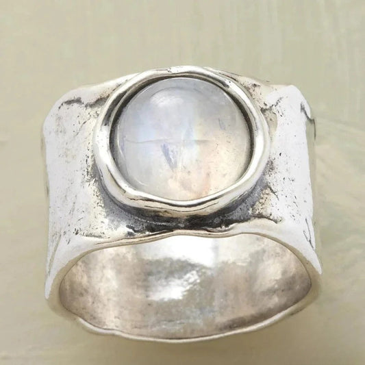 Victoria Antique Ring with Stone |